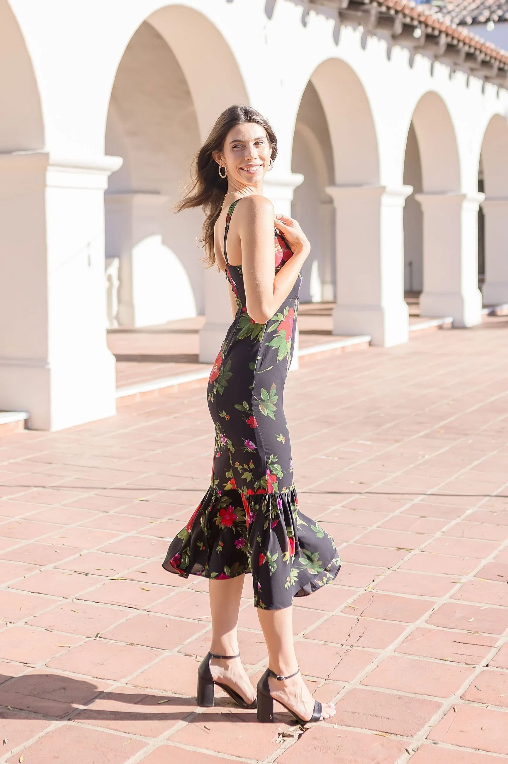 Armina Sleeveless Floral Print Mermaid Midi Dress Black