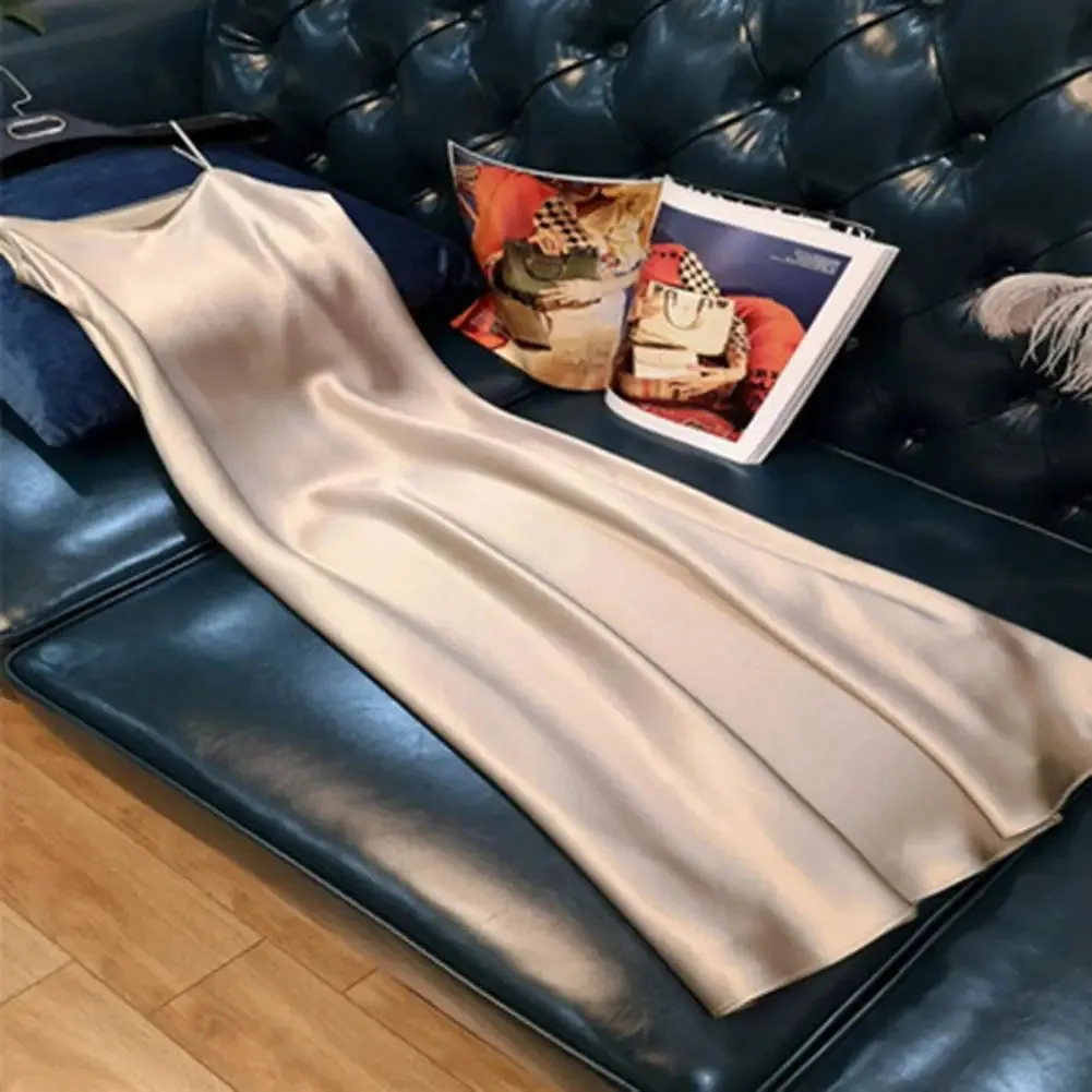 Margot - Stylish Satin Maxi Dress for Women