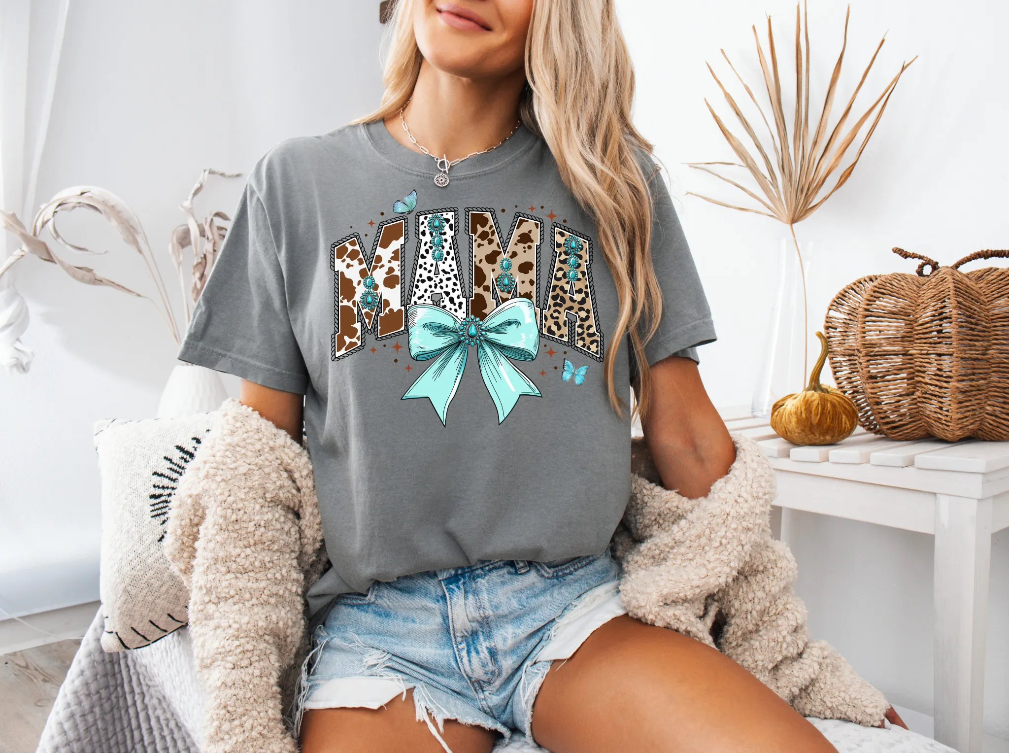 Moo Mama Graphic Tee